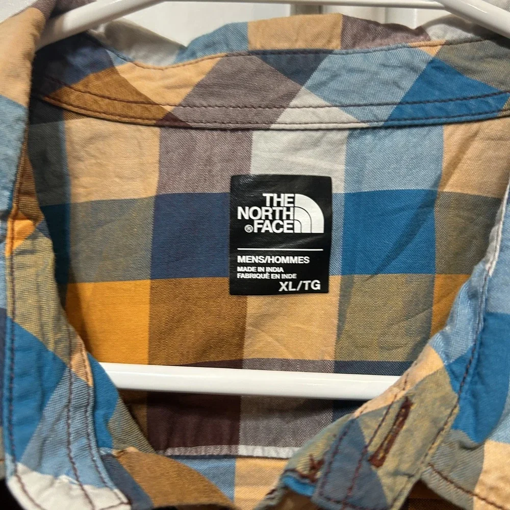 The North Face Mens XL Plaid Short Sleeve Button Down Shirt Blue Orange B725